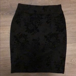 Black skirt - velvet flower pattern